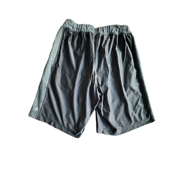 Lululemon Athletica Men’s Size Medium Black Shorts Mesh Cloth Combo Pockets J8-8 - Picture 2 of 10
